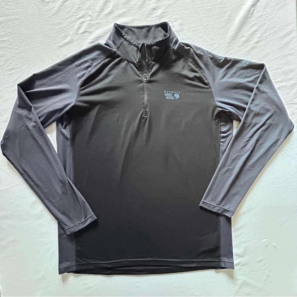 Mountain Hardwear Black and Gray Zip Pullover